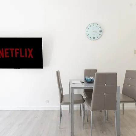 Lejlighed Burlo Garofalo Elegant Near Hospital *